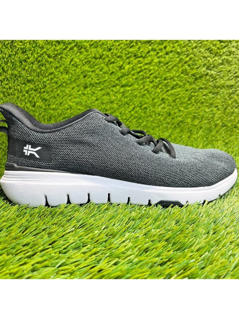 Kuru Flex Via Mens Size 8E Black Gray White Athletic Running Shoes Sneakers